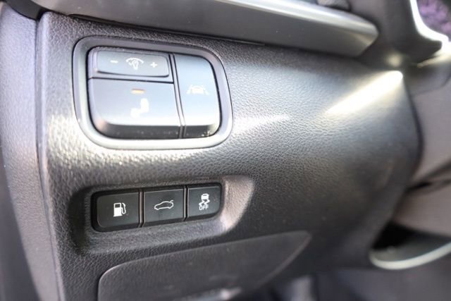 Used 2019 Kia Optima S w/ S Panoramic Sunroof Package image 17