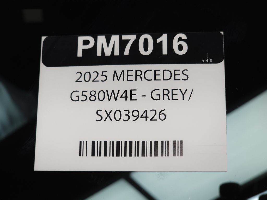 Certified 2025 Mercedes-Benz G 580 w/ Manufactur Interior Package image 38