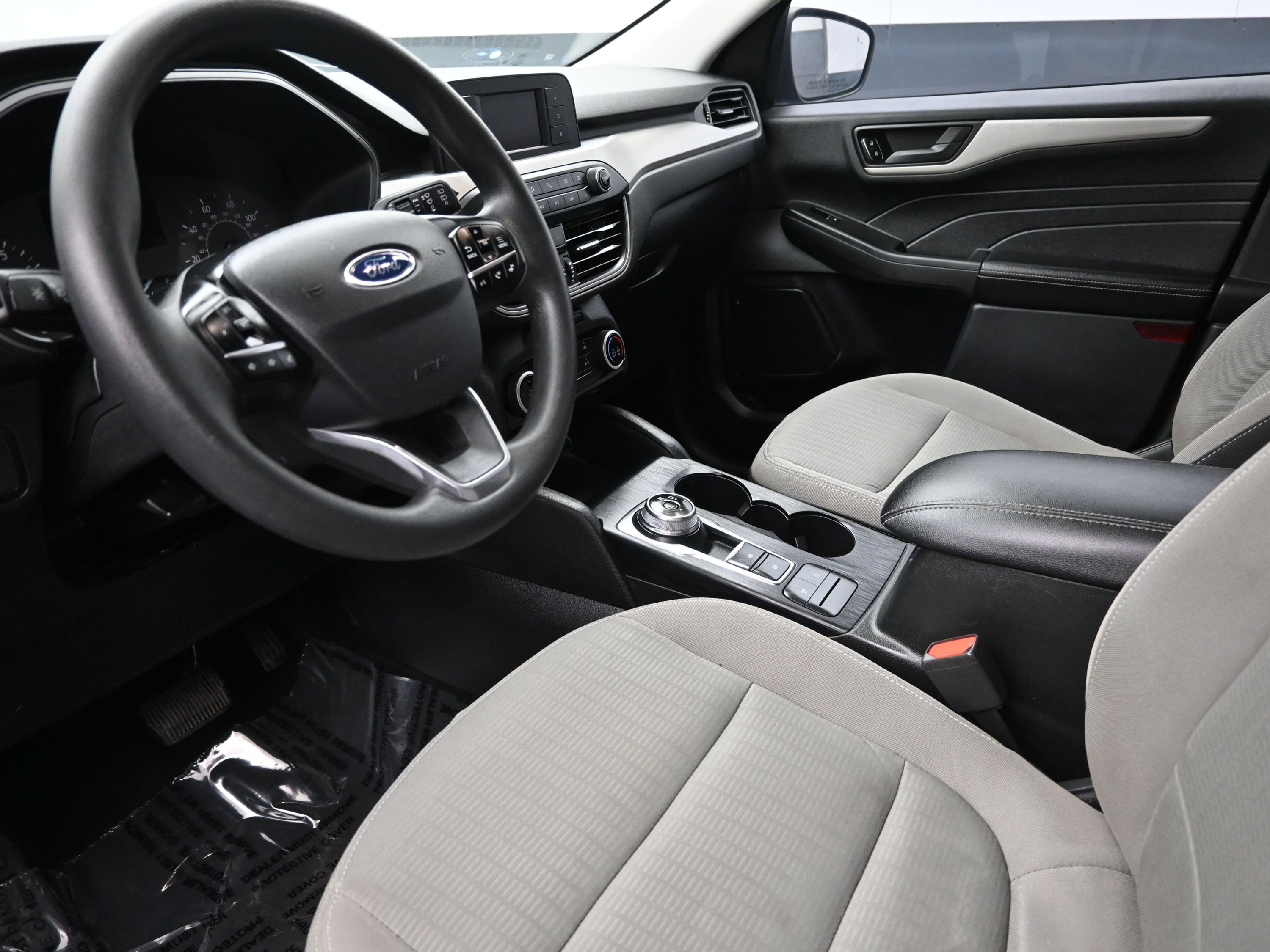 Used 2022 Ford Escape S image 10
