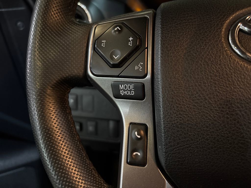 Used 2021 Toyota Tacoma SR5 w/ Technology Package image 31