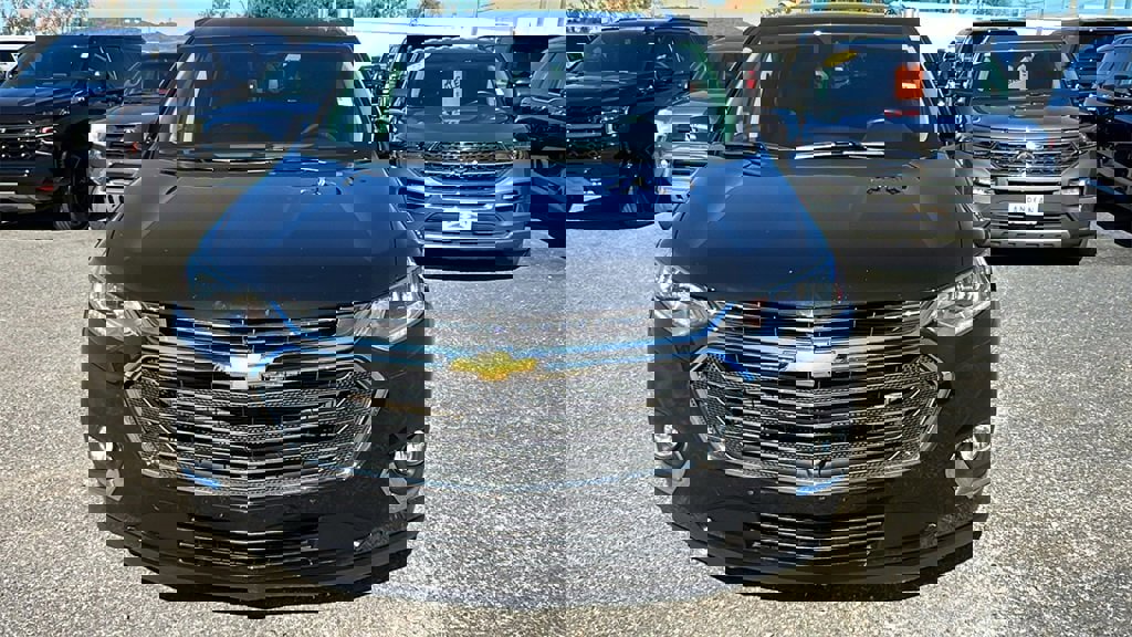 Used 2020 Chevrolet Traverse Premier w/ LPO, Floor Liner Package image 2