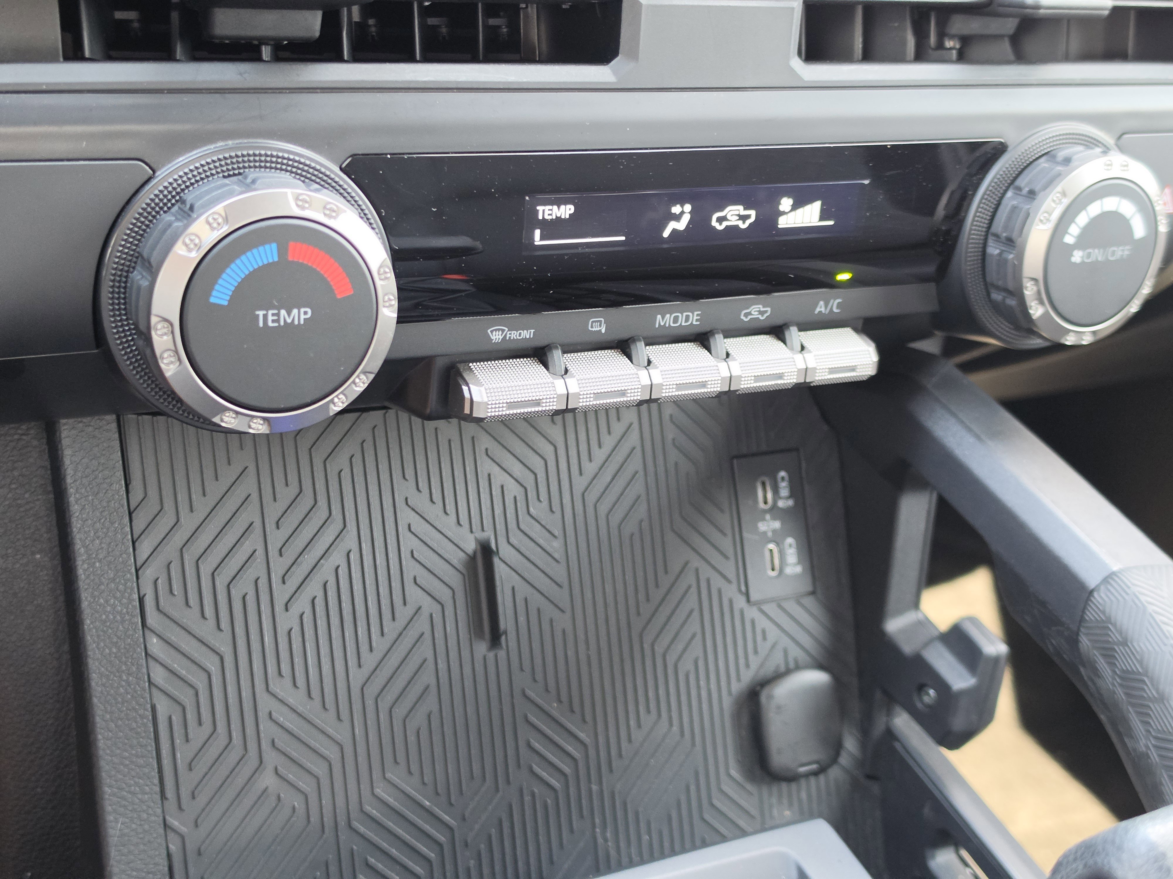 Used 2024 Toyota Tacoma SR5 RWD image 21