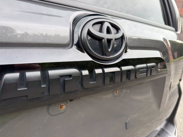 Used 2021 Toyota 4Runner Nightshade AWD/4WD image 5