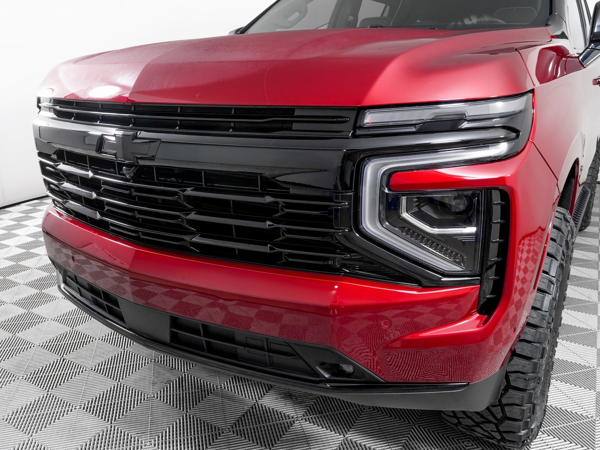 Used 2025 Chevrolet Tahoe Premier w/ Sun And Tow Package image 32