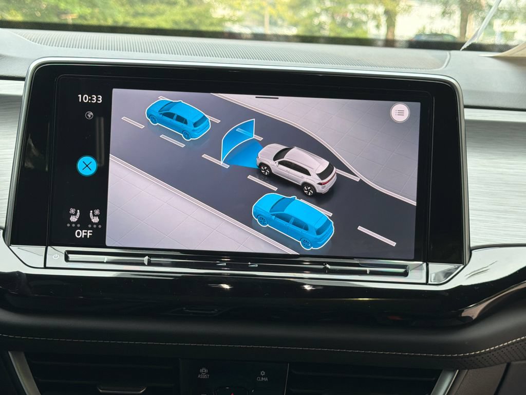 New 2026 Volkswagen Atlas Cross Sport SE AWD/4WD image 11