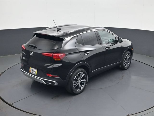 Certified 2021 Buick Encore GX Essence AWD/4WD image 17