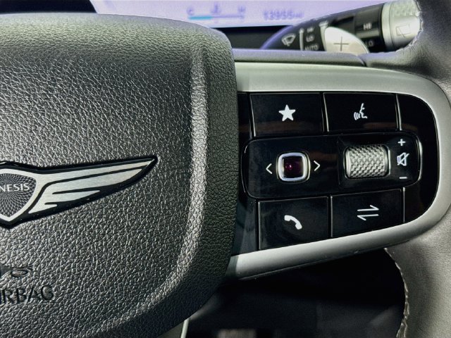 Used 2026 Genesis GV70 2.5T AWD/4WD image 12
