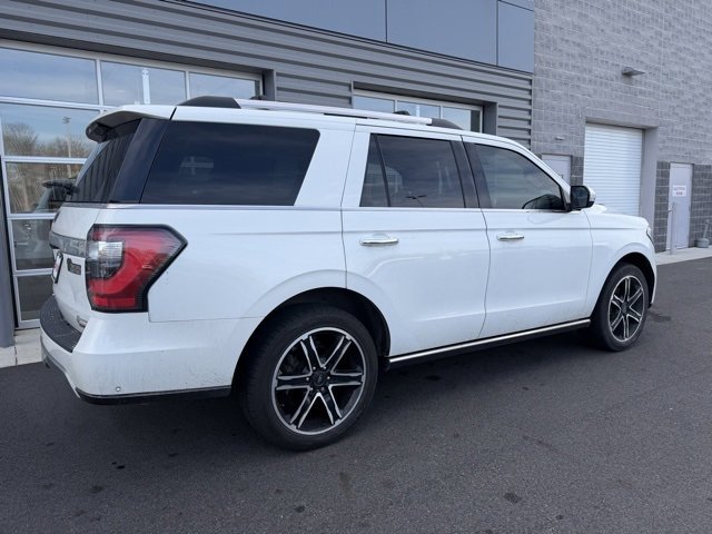 Used 2021 Ford Expedition Limited image 6