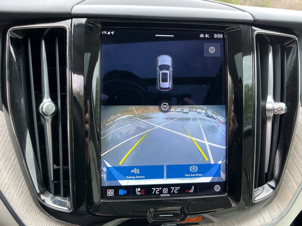 Used 2023 Volvo XC60 B5 Plus w/ Climate Package image 19