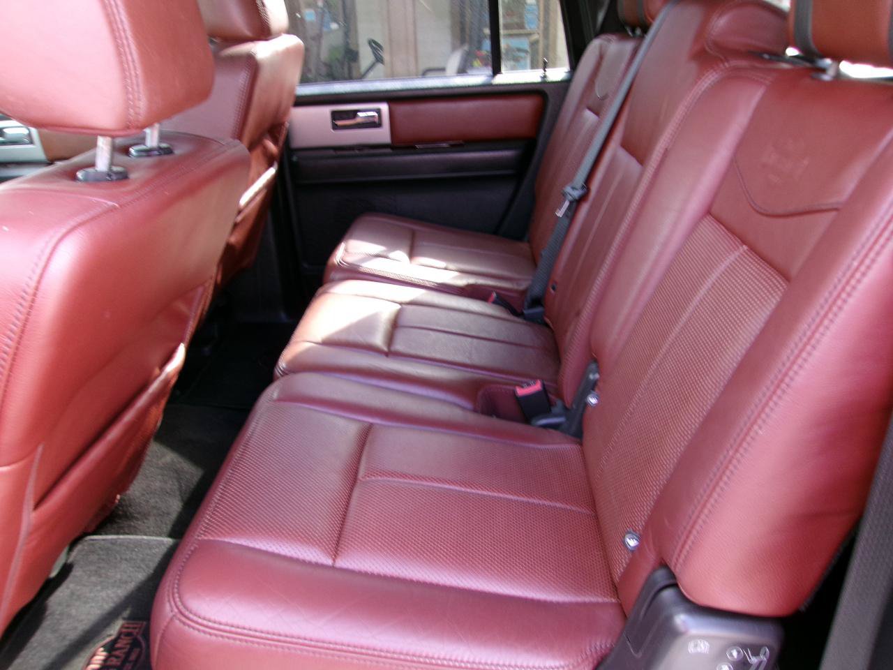 Used 2013 Ford Expedition EL King Ranch RWD image 12