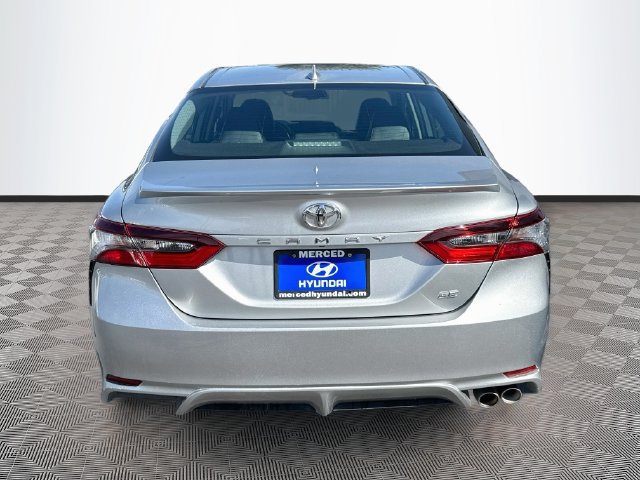 Used 2023 Toyota Camry SE FWD image 6