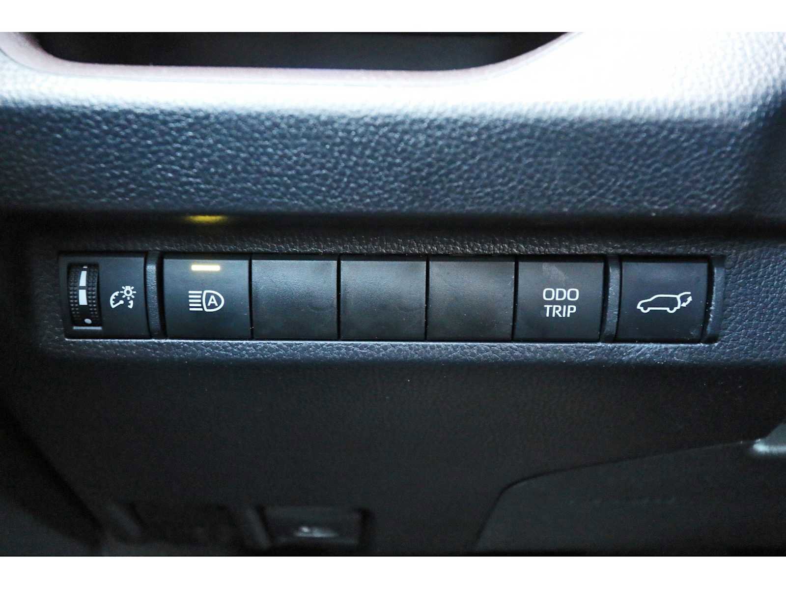 Used 2024 Toyota RAV4 Limited image 19