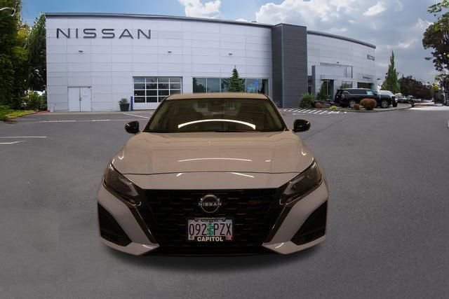 Certified 2023 Nissan Altima 2.5 SR AWD/4WD image 6