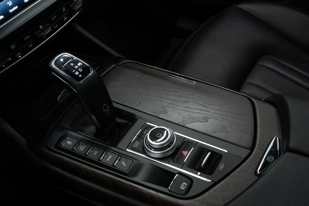 Used 2022 Maserati Levante GT AWD/4WD image 16