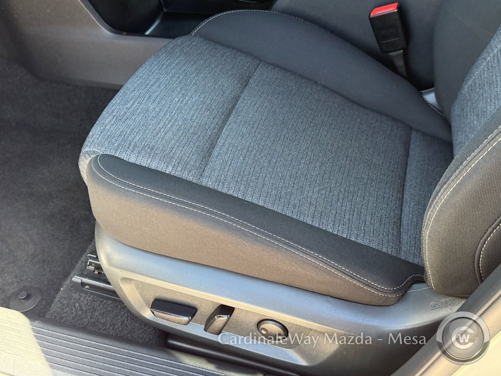 Used 2023 Nissan Rogue SV AWD/4WD image 13