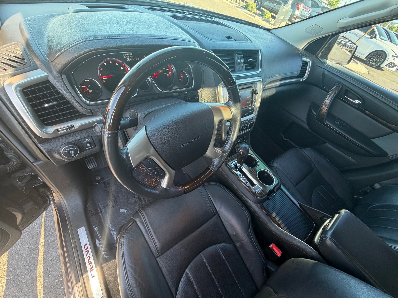 Used 2015 GMC Acadia Denali AWD/4WD image 18