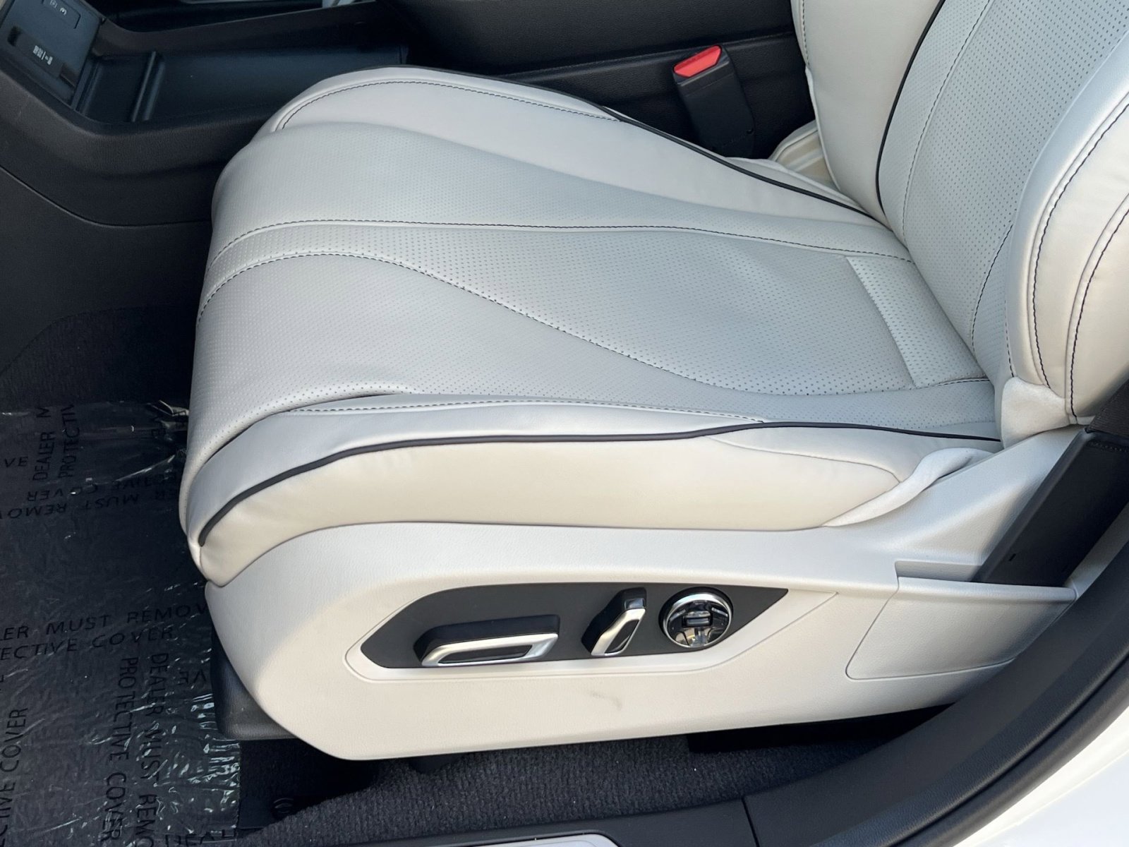 New 2025 Acura RDX SH-AWD w/ Advance Package image 11