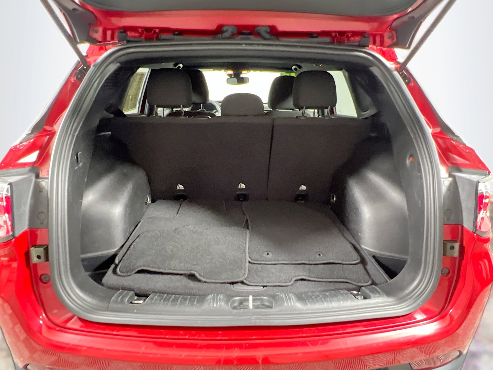 Used 2023 Jeep Compass Sport image 34