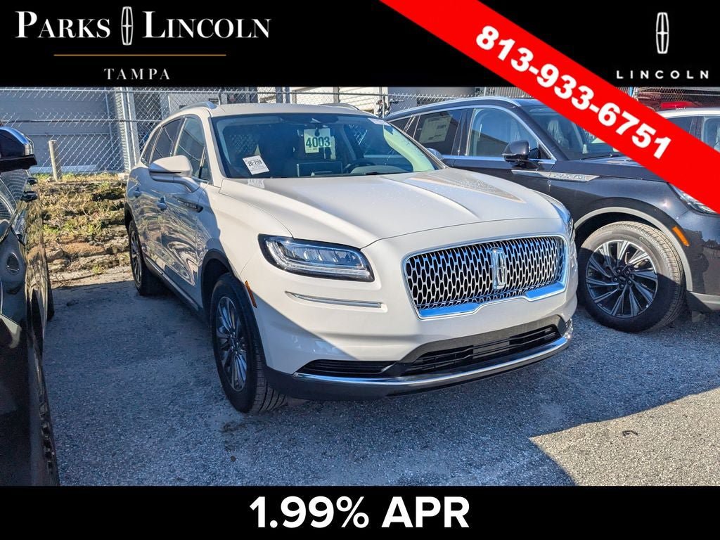 Used 2023 Lincoln Nautilus FWD w/ Premium Package image 2
