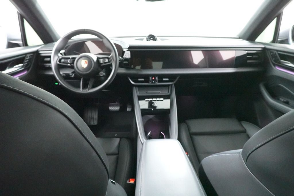 Used 2025 Porsche Macan 4 Electric AWD/4WD image 13