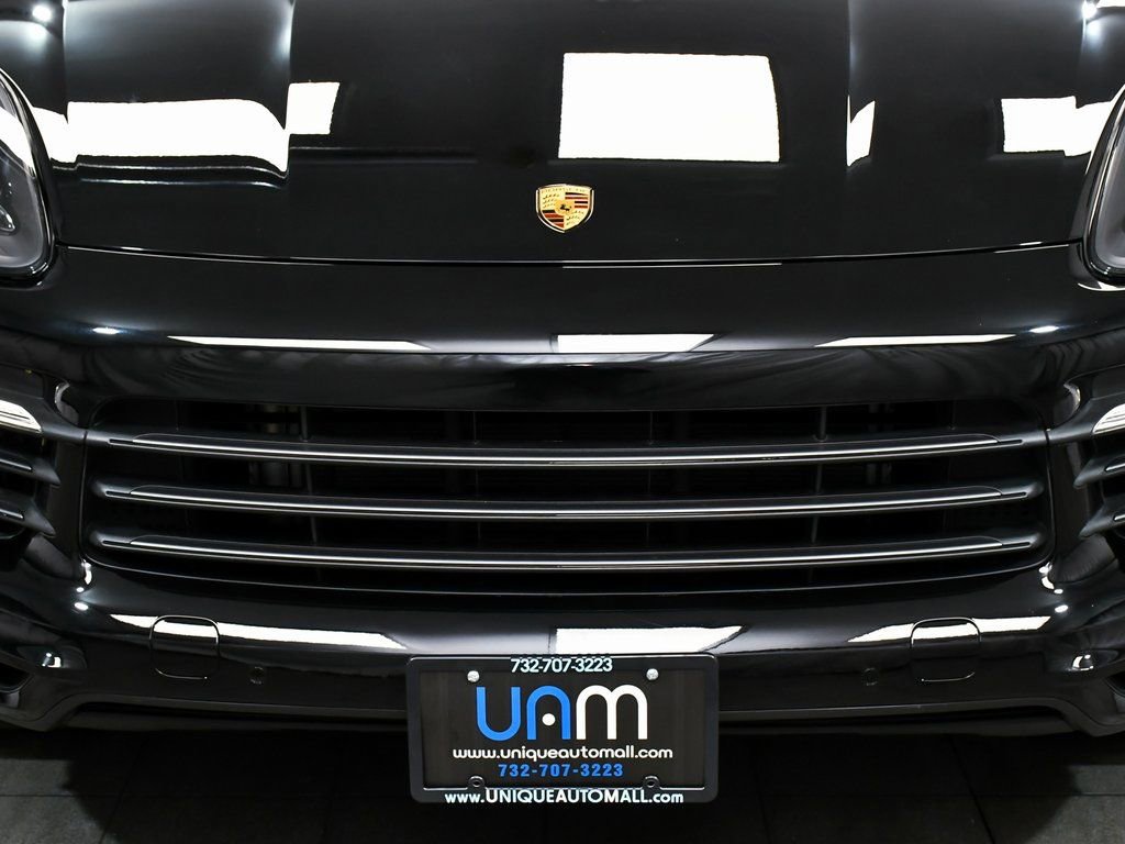 Used 2022 Porsche Cayenne Platinum Edition AWD/4WD image 74