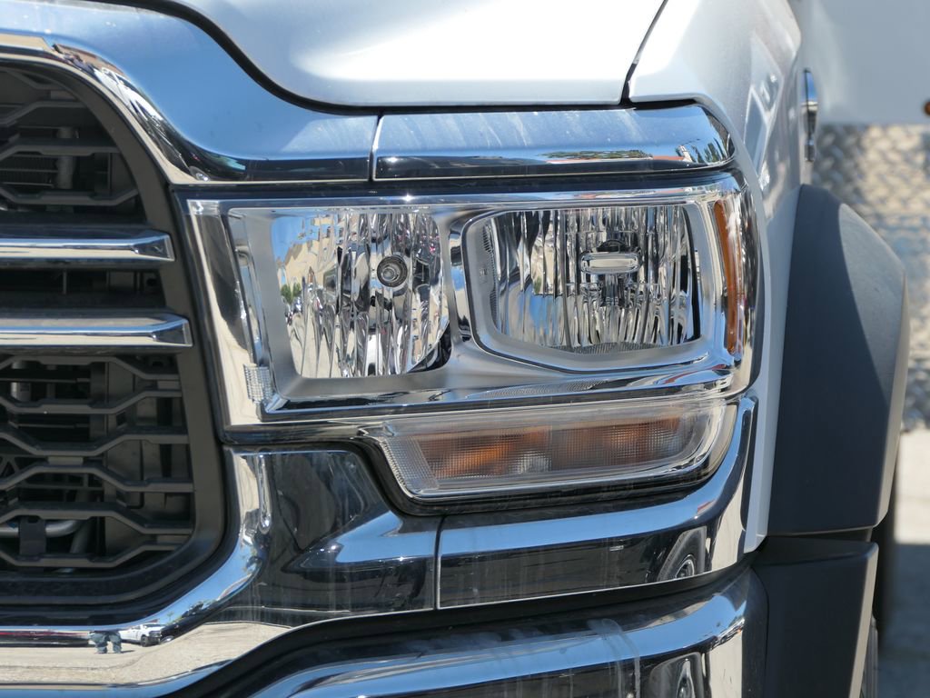 New 2024 RAM 4500 Tradesman w/ Chrome Appearance Group RWD image 8
