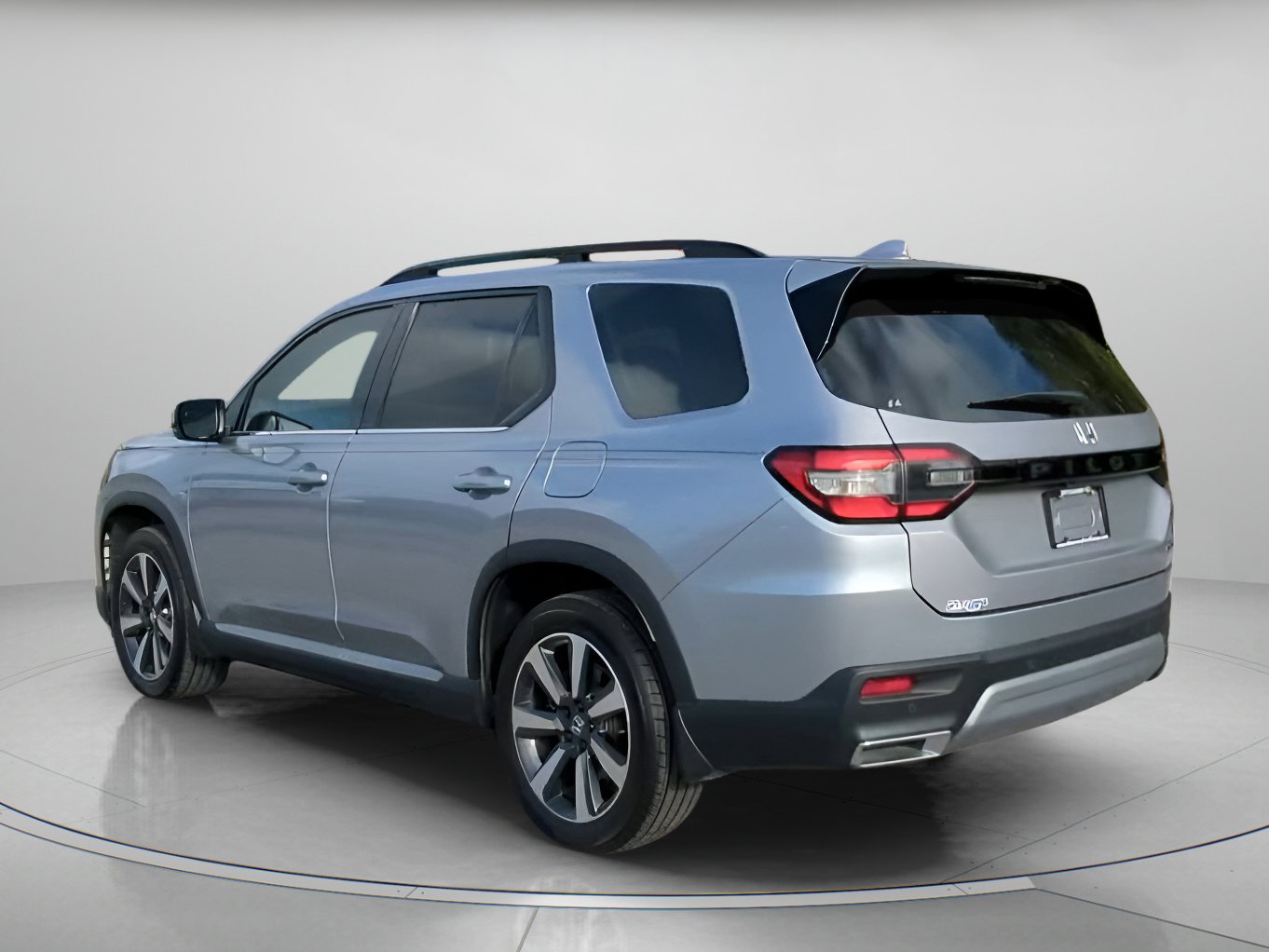 Used 2024 Honda Pilot Touring image 20