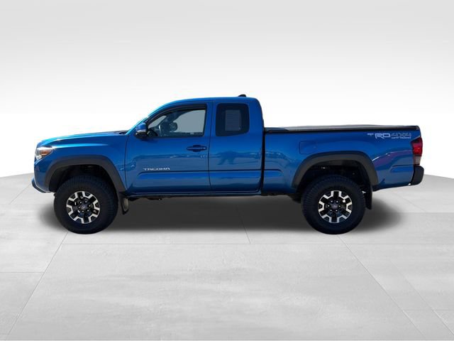 Used 2018 Toyota Tacoma TRD Off-Road AWD/4WD image 6