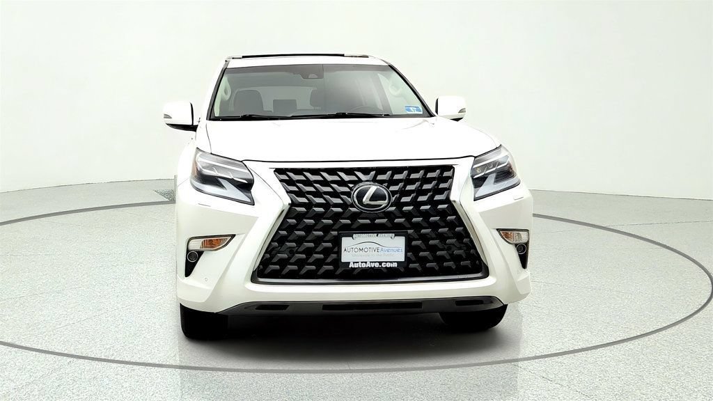 Used 2020 Lexus GX 460 Premium w/ Premium Package AWD/4WD image 2