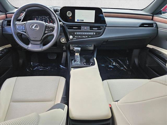 Used 2025 Lexus ES 350 w/ Premium Package FWD image 18