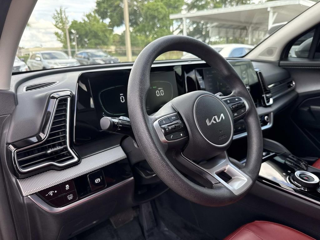 Used 2023 Kia Sportage LX FWD image 21