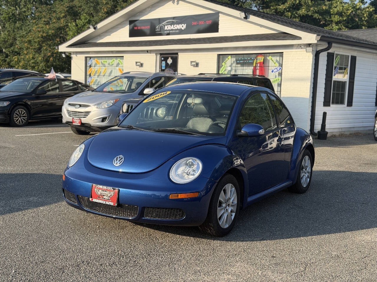 Used 2008 Volkswagen Beetle S FWD image 2