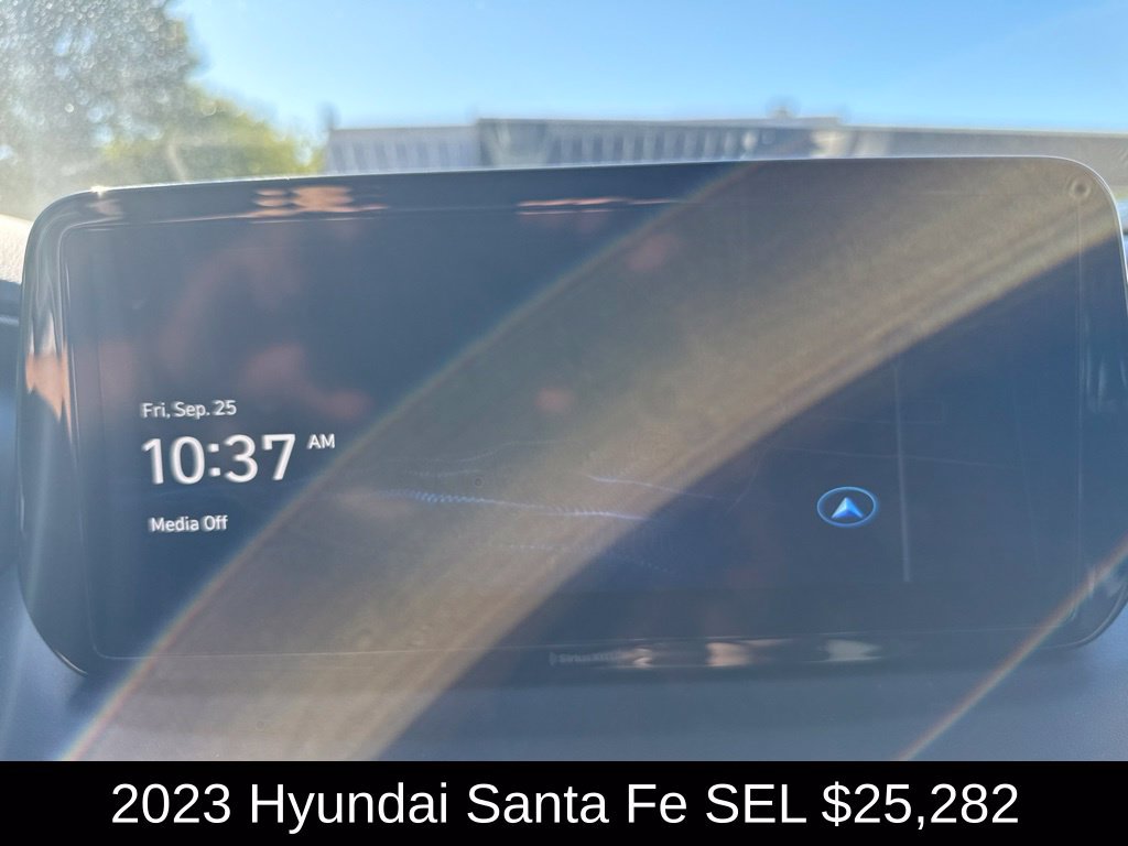 Used 2023 Hyundai Santa Fe SEL FWD image 27
