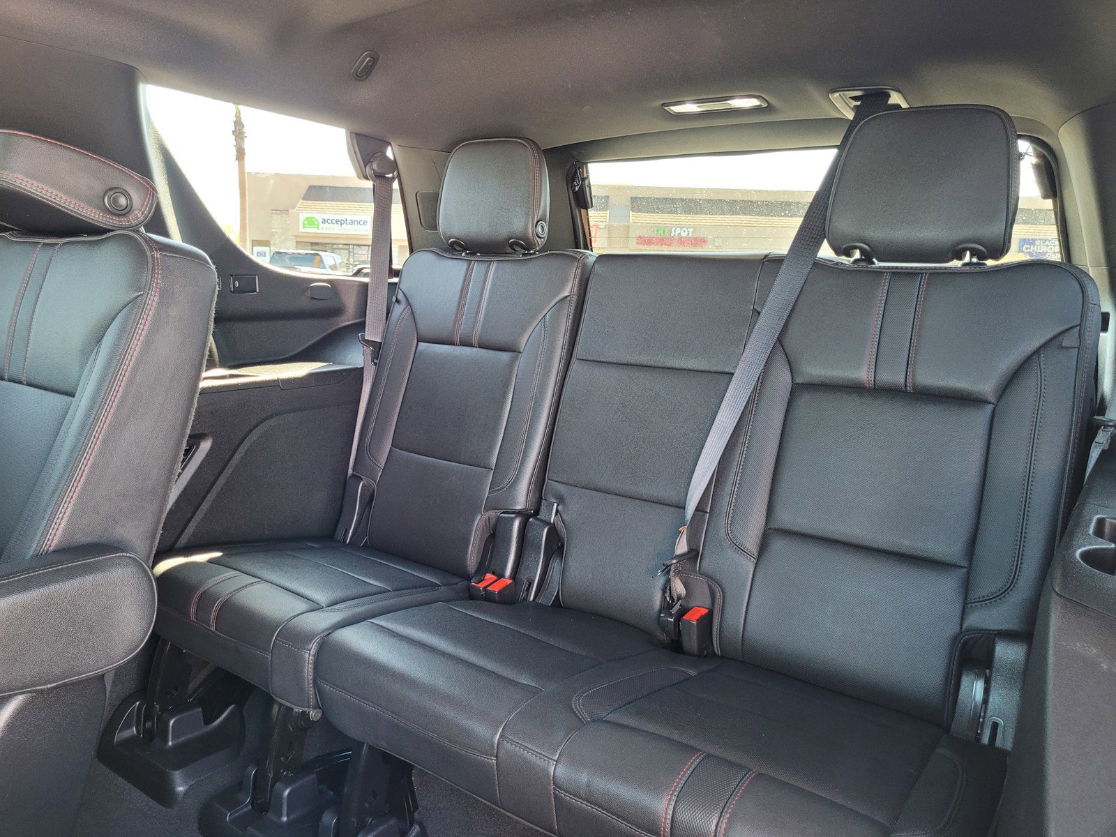 Used 2022 Chevrolet Tahoe RST w/ Luxury Package image 12