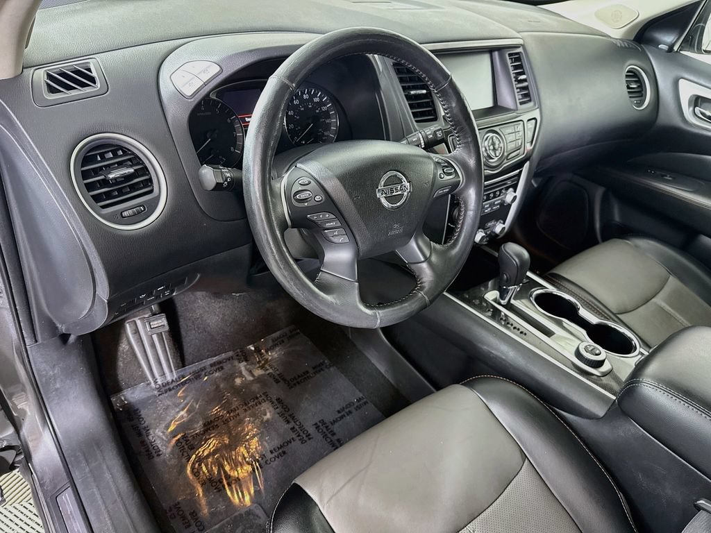 Used 2019 Nissan Pathfinder SL AWD/4WD image 20