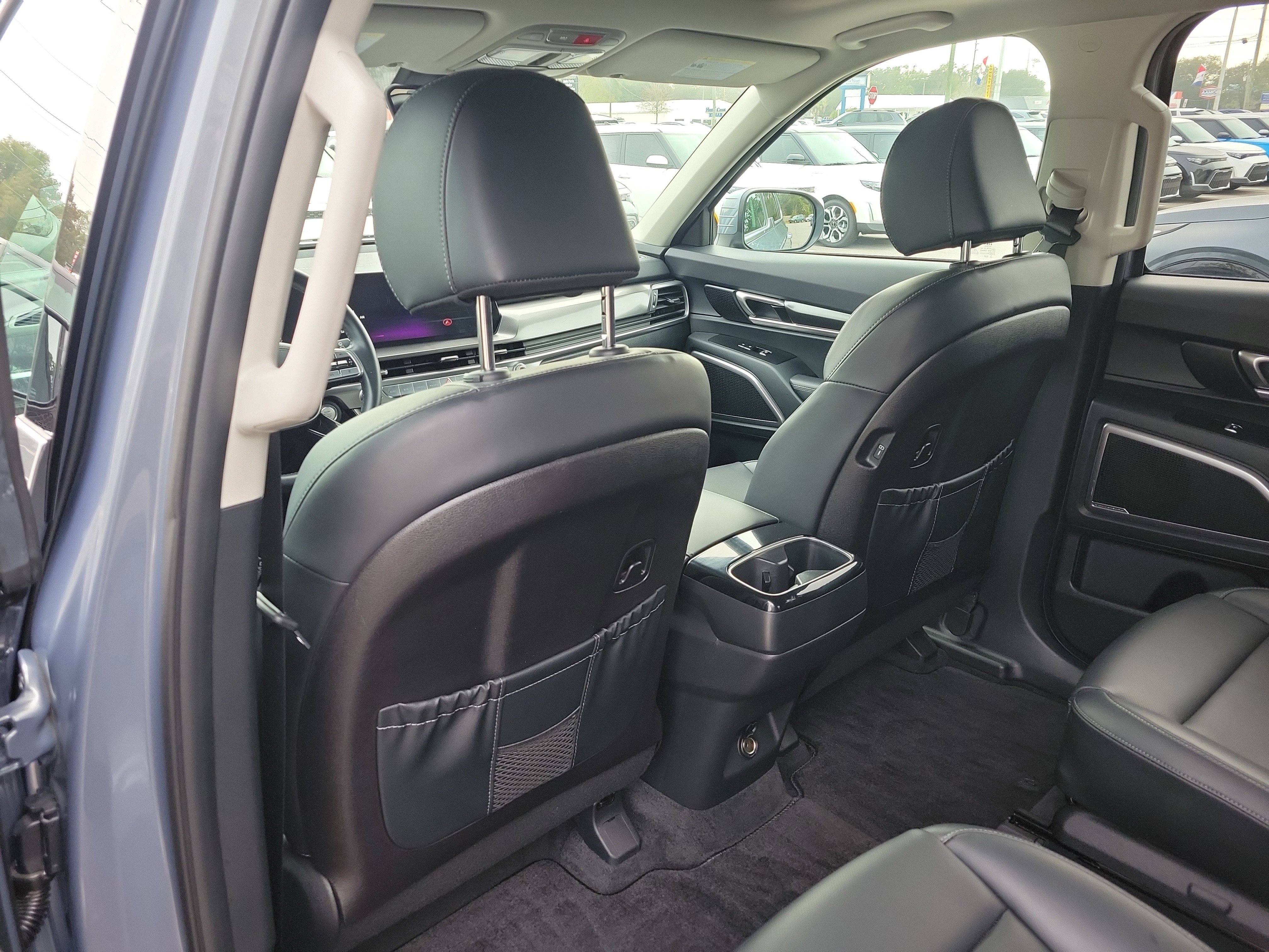 Certified 2025 Kia Telluride S image 16