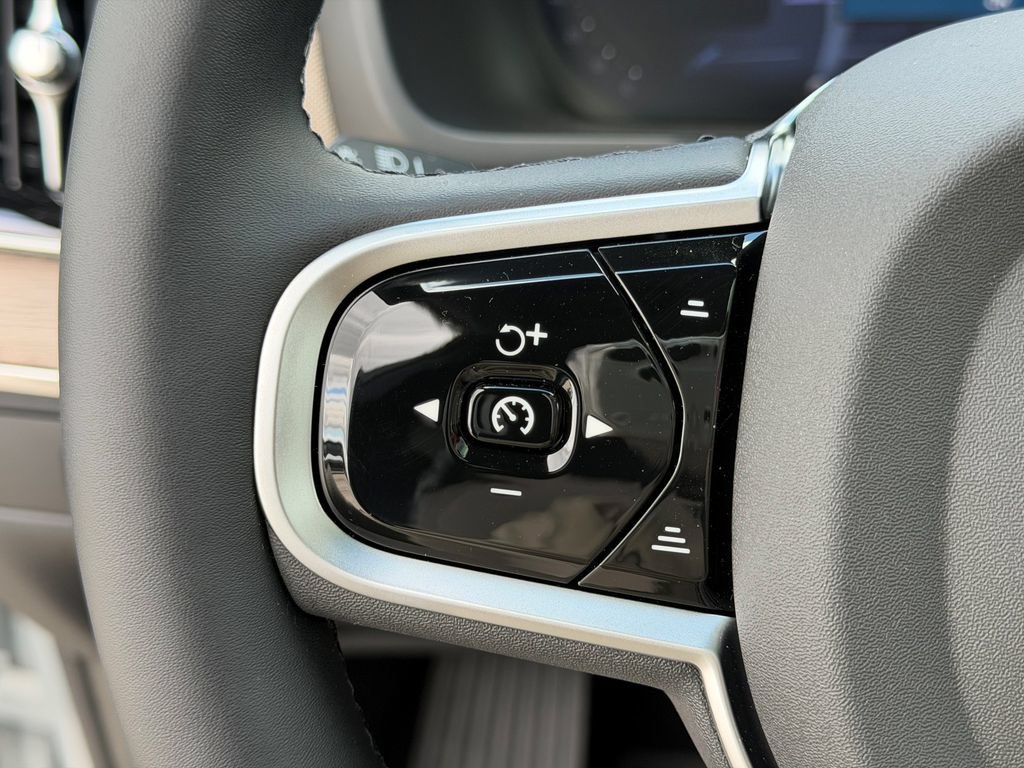 New 2026 Volvo XC90 B6 Plus AWD/4WD image 19