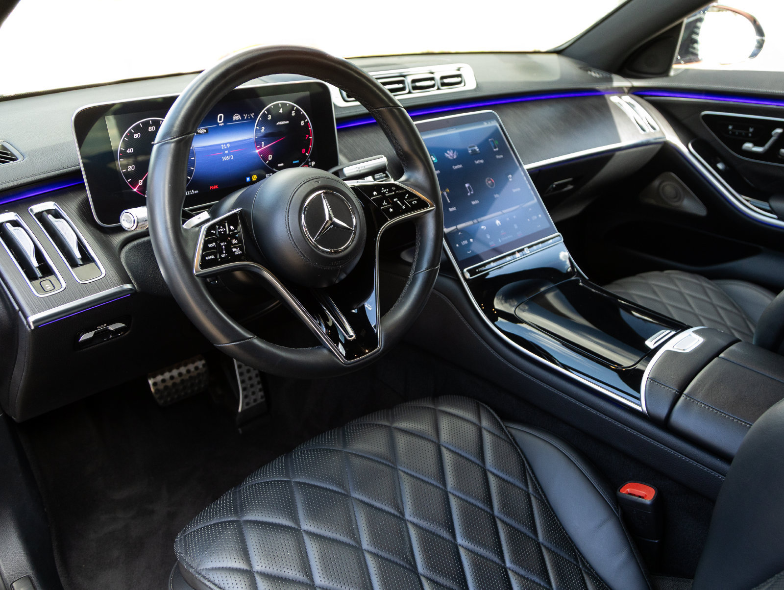 Used 2023 Mercedes-Benz S 580 4MATIC Sedan image 4