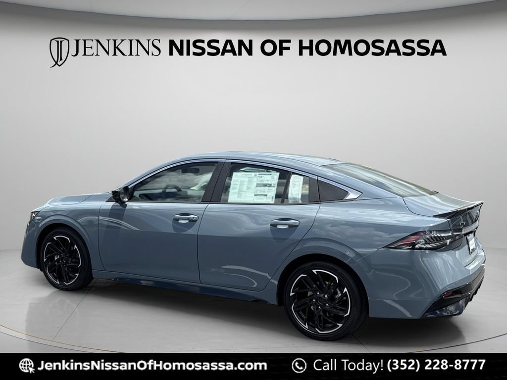 New 2026 Nissan Sentra SR w/ SR Premium Package FWD image 9