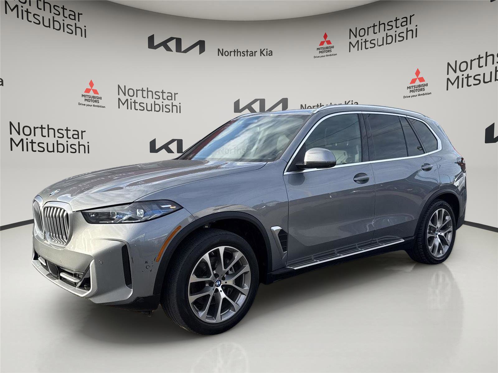 Used 2024 BMW X5 xDrive40i image 1