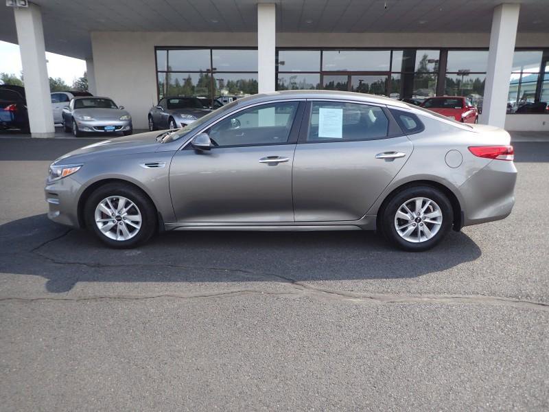 Used 2016 Kia Optima LX FWD image 2
