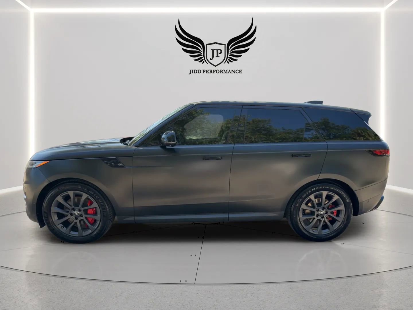 Used 2023 Land Rover Range Rover Sport SE AWD/4WD image 6