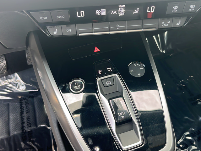 Used 2024 Audi Q4 e-tron Premium Plus w/ Premium Plus AWD/4WD image 23