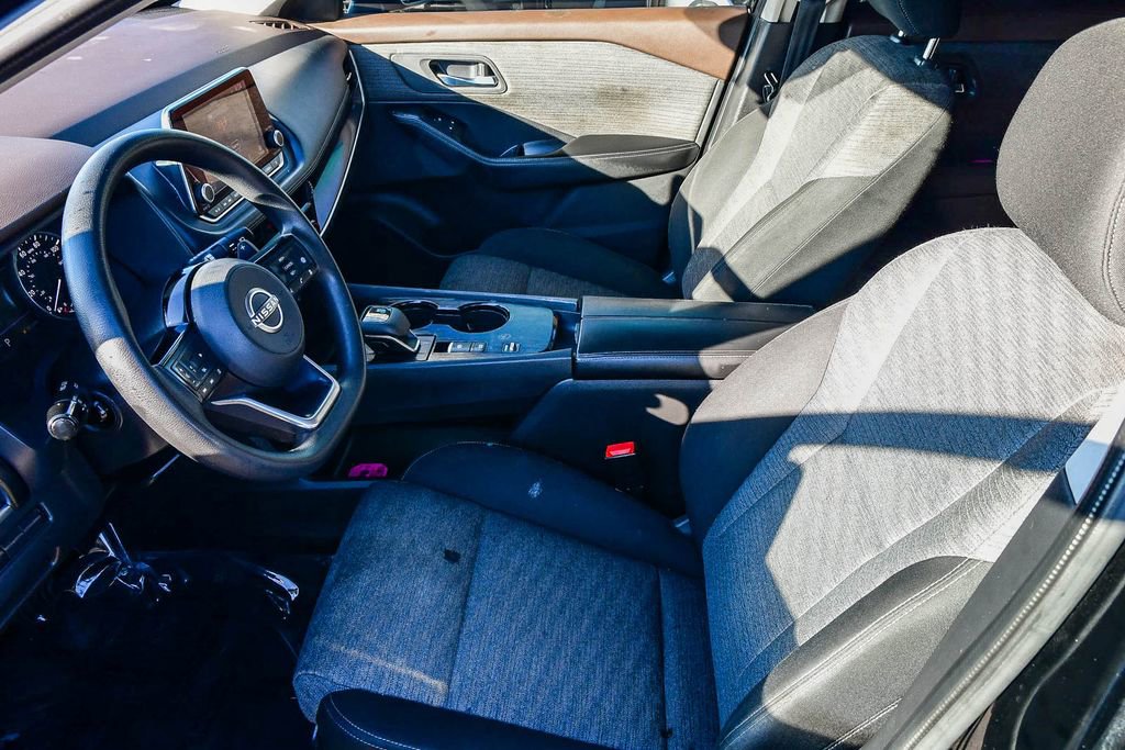 Used 2023 Nissan Rogue SV image 20