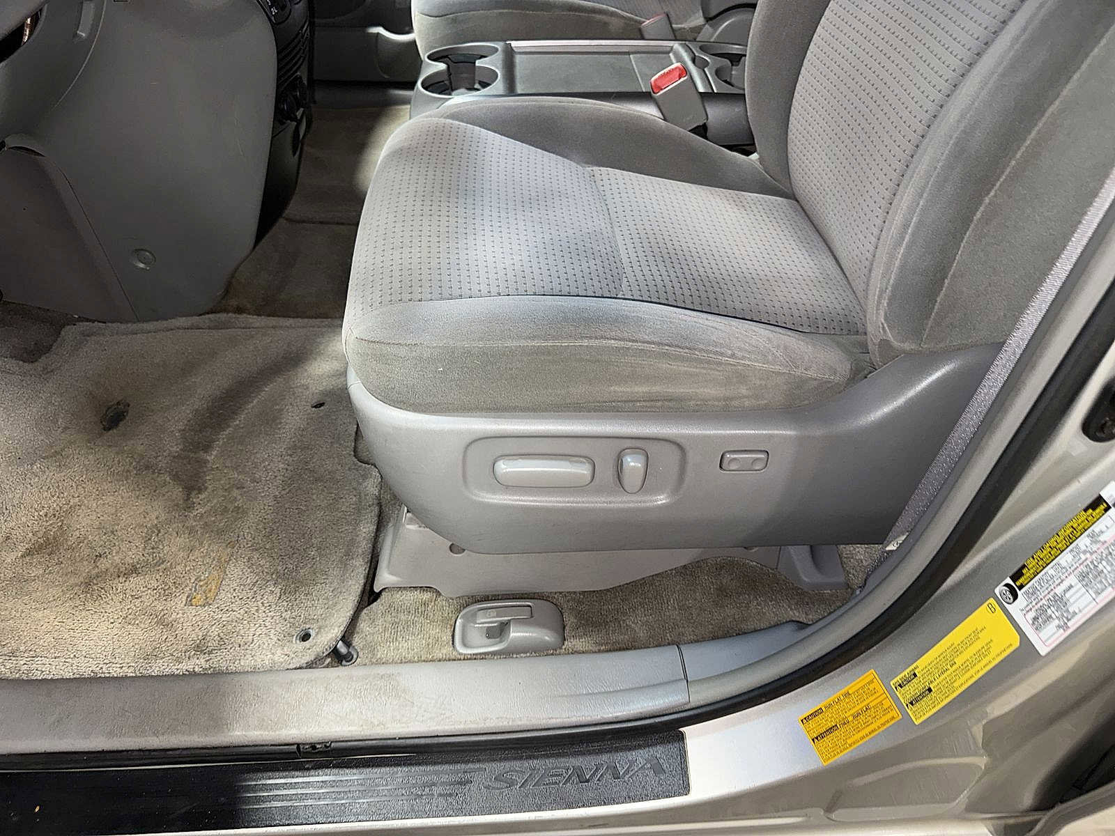 Used 2006 Toyota Sienna LE AWD/4WD image 21