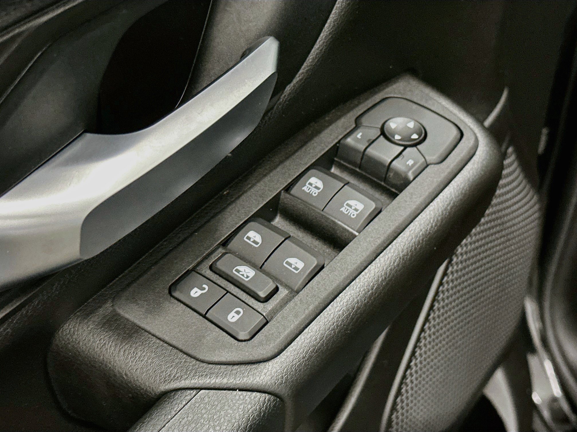 Used 2026 RAM 1500 Warlock AWD/4WD image 15