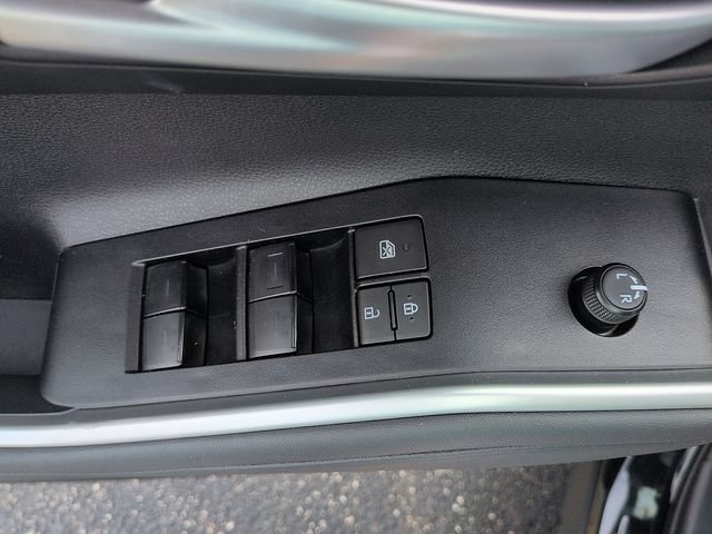 Certified 2025 Toyota Highlander XLE AWD/4WD image 17