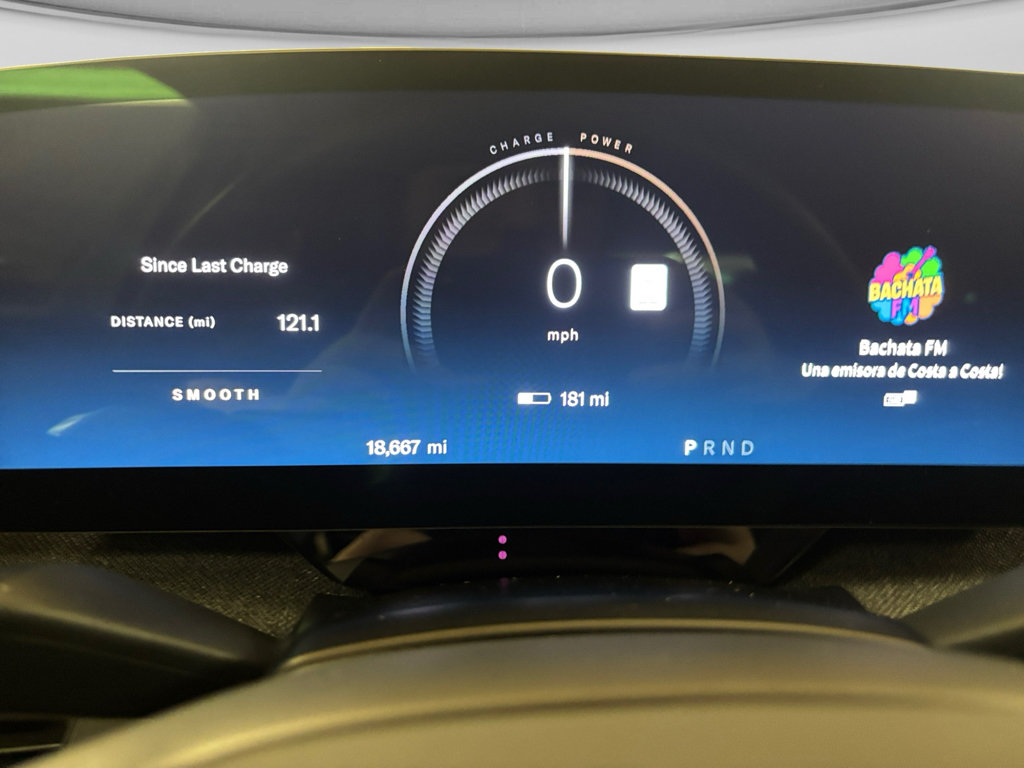 Used 2025 Lucid Air Pure RWD image 6