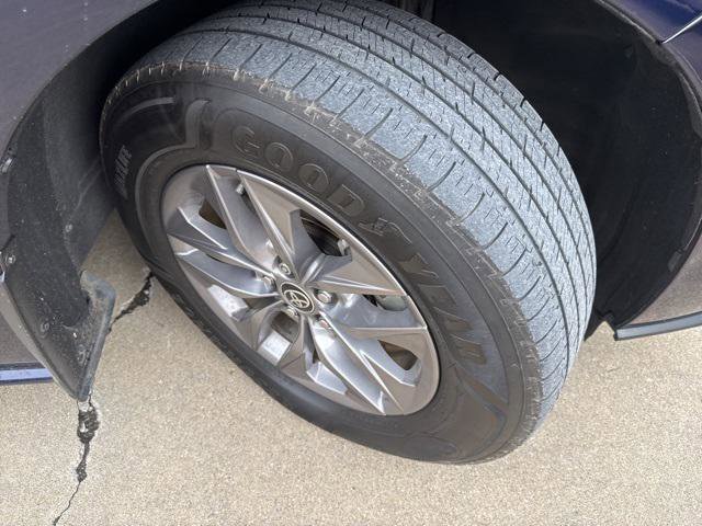 Certified 2023 Toyota Sienna XLE image 12