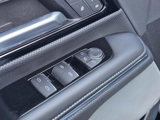 Used 2025 GMC Sierra EV Denali image 11